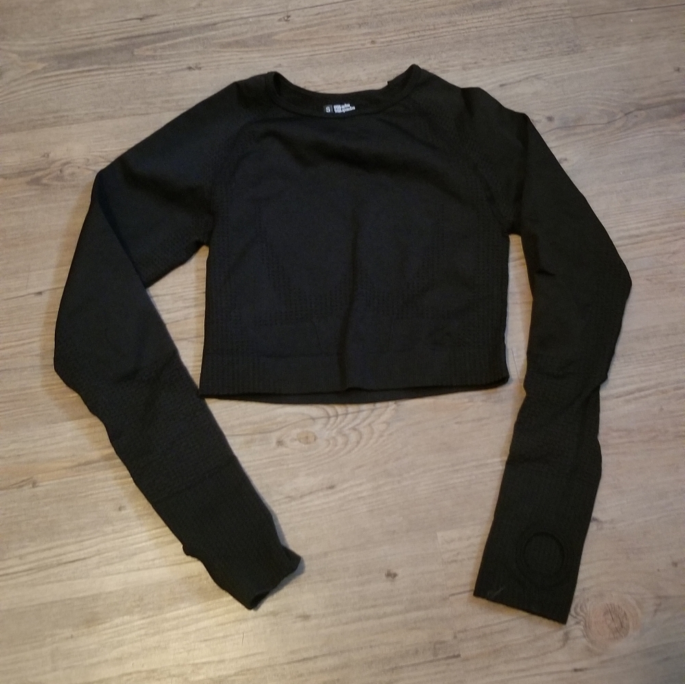 LM Activewear CropTop